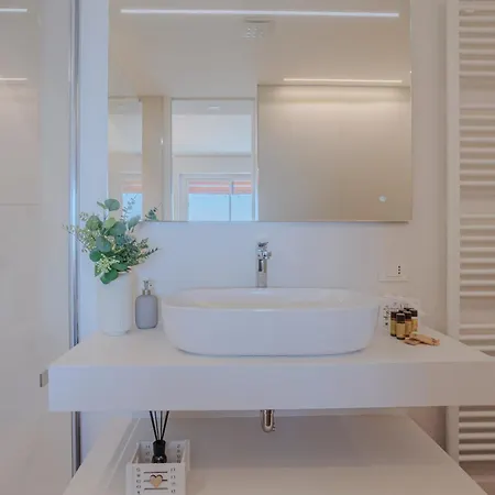 A Ca' Di Chiara E Fabio - Panoramica Maggiore Apartament Lesa